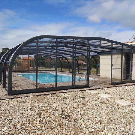 Maison Avec Piscine Privee, Proche Plage Avrillé 外观 照片